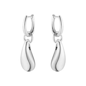 Georg Jensen - Reflect Single Drop øreringe i sølv. På hver creol hænger et lille blankpoleret dråbeformet vedhæng. Længde: 30 mm. Bredde: 7,5 mm. 20001962.